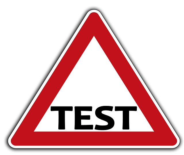 traffic-signs-361514_640-2